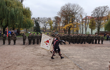 Ślubowanie klas pierwszych i przysięga Strzelców.