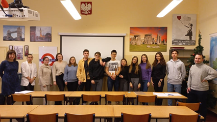Uczestnicy certyfikowanego kursu języka angielskiego 