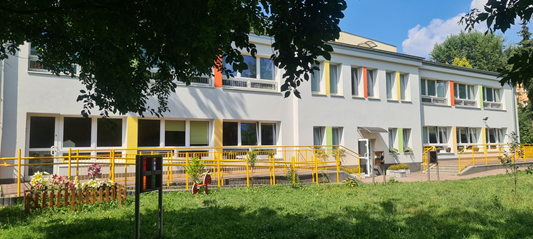 Budynek przedszkola (od strony ogrodu)