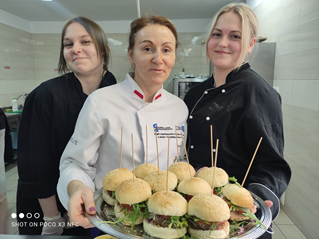 Technik żywienia i usług gastronomicznych