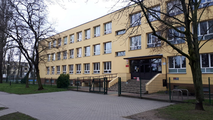 Budynek główny szkoły - klasy 1-3