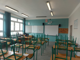 Budynek klas 4-8 - przykładowa sala lekcyjna