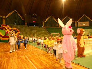 SPORTOWY ZAJĄCZEK W ARENIE