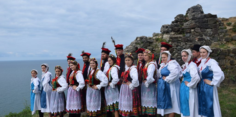Szkolny Zespół Folklorystyczny - nad Morzem Czarnym