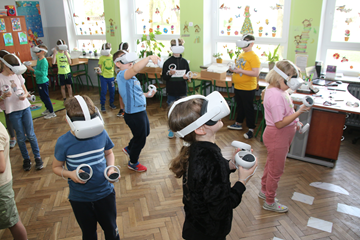 Poznajemy wirtualny świat dzięki goglom VR
