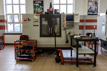 pracownia obrabiarek CNC