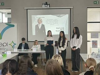 Debata oksfordzka w Ostrowcu Świętokrzyskim: Czy 16-latkowie powinni otrzymać prawa wyborcze?