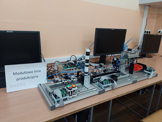Stanowisko mechatronika
