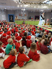 przedstawienie mikołajkowe