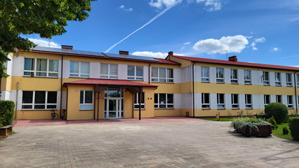 Szkoła Podstawowa im. Bolesława Prusa w Liścu Wielkim.