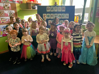 Dzień postaci z bajek