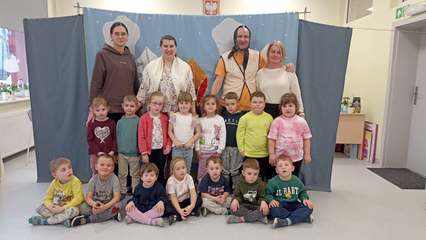 Lubimy Teatrzyki - Teatr Herbi  przedstawia "12 Miesięcy" 