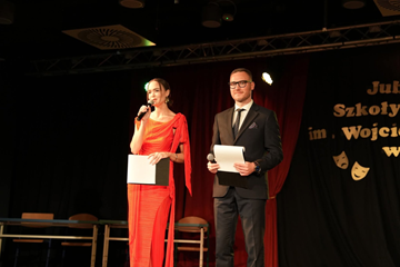 Gala z okazji 70-lecia Szkoły Podstawowej nr 1 im. Wojciecha Bogusławskiego w Suchym Lesie