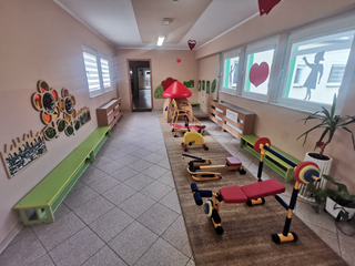 hol przedszkola z mini siłownią