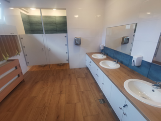 łazienka w sali Starszaków