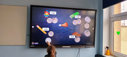 tablica multimedialna