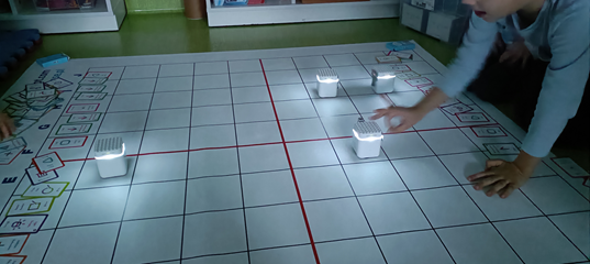 Zabawy matematyczne z wykorzystaniem Genibotów