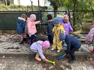 Ciężko pracujemy, aby cieszyć się plonami