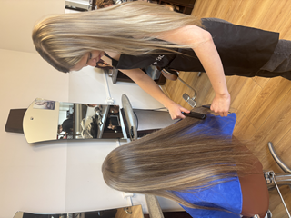 Technik usług fryzjerskich 