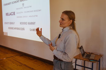 Dbamy o bezpieczeństwo naszych uczniów w szkole jak i w sieci.