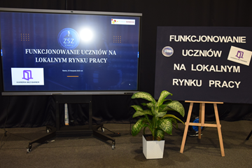 Panel dyskusyjny- Funkcjonowanie uczniów na lokalnym rynku pracy