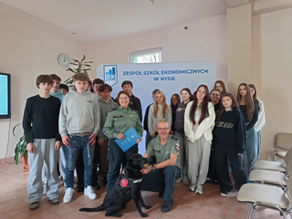 Wizyta funkcjonariuszy Służby Celno-Skarbowej 