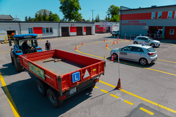 Szkolny ośrodek szkolenia kierowców
