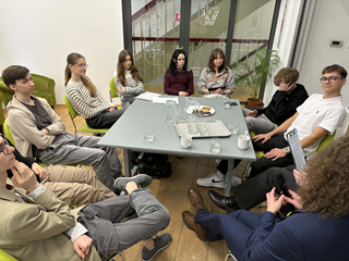 Debaty Młodzieżowe  organizowane przez Grudziądzkie Centrum Aktywizacji