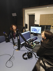 Warsztaty radiowe w Radiu NiUS w ramach zajęć z dziennikarstwa