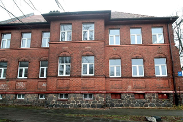 Nowa siedziba szkoły przy ul. Robotniczej 5-6