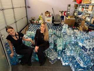 akcja zbiórka wody dla onkologi